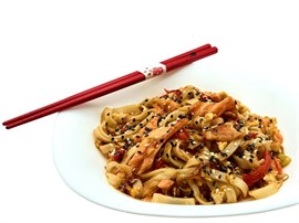 {{photo.Alt || photo.Description || 'Рамен с лососем'}}